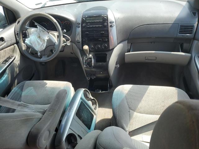 Photo 8 from auction – 2010 TOYOTA SIENNA CE with VIN 5TDKK4CC0AS341039