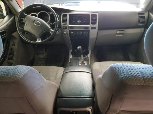Photo 8 from auction – 2005 TOYOTA 4RUNNER SR with VIN JTEBU14R758037708