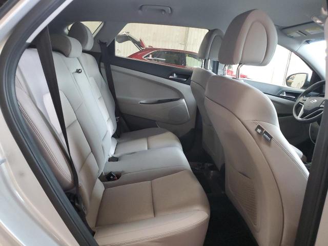 Photo 11 from auction – 2017 HYUNDAI TUCSON LIM with VIN KM8J3CA29HU505905
