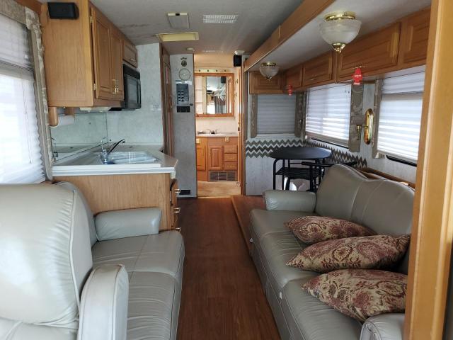 Photo 6 from auction – 1999 FLEETWOOD DISCOVERY with VIN 4UZ6XFBC7XCF52828