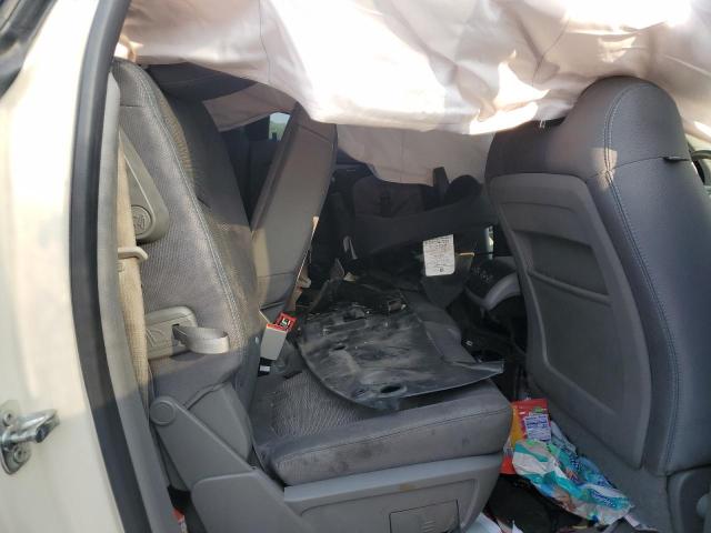 Photo 11 from auction – 2015 CHEVROLET TRAVERSE L with VIN 1GNKVGKD0FJ306564