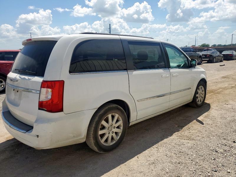 Photo 3 from auction – 2016 CHRYSLER TOWN & COU with VIN 2C4RC1BG2GR148732