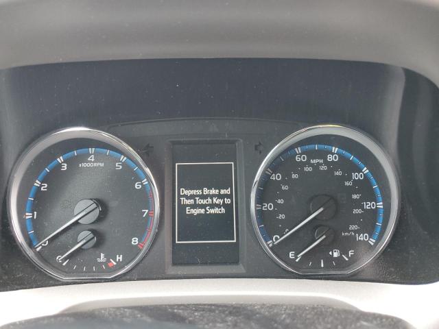 Photo 9 from auction – 2017 TOYOTA RAV4 LIMIT with VIN 2T3DFREV0HW580818