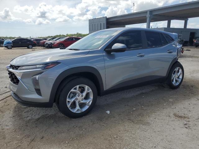 CHEVROLET TRAX LS 2024 with VIN KL77LFE26RC221324 - Photo from auction