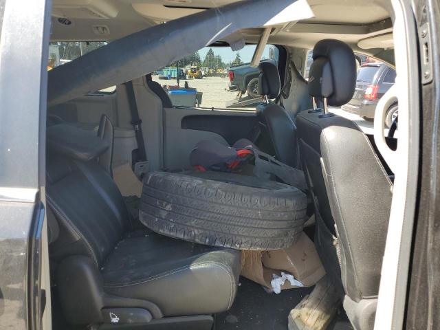 Photo 11 from auction – 2016 CHRYSLER TOWN & COU with VIN 2C4RC1CG0GR159551