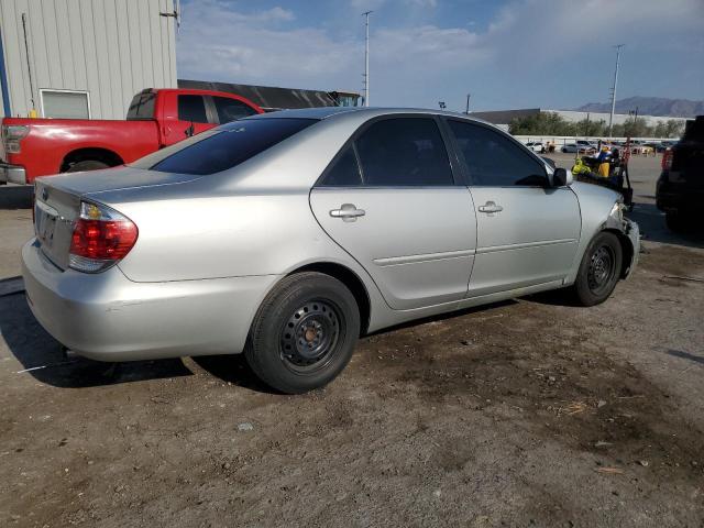 Photo 3 from auction – 2005 TOYOTA CAMRY LE with VIN 4T1BE32K75U504955
