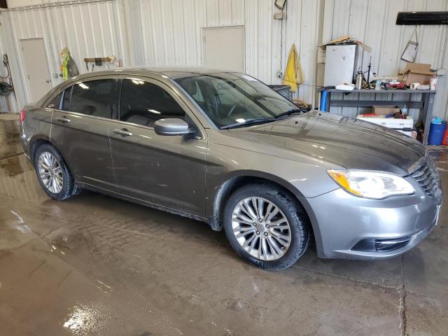 Снимка 4 от търг – 2012 CHRYSLER 200 LX с VIN 1C3CCBAB3CN282422