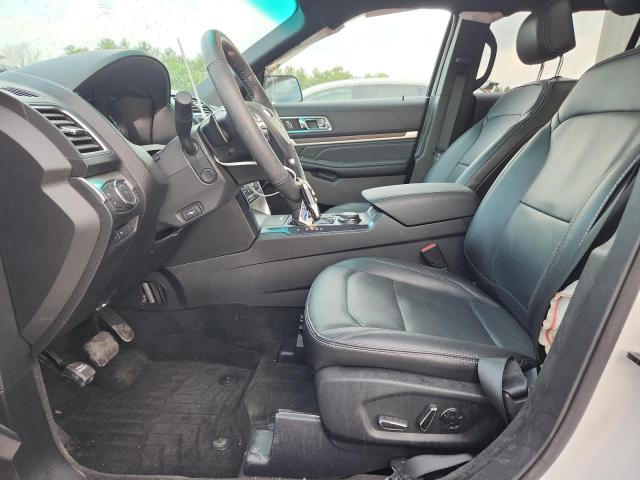 Photo 7 from auction – 2017 FORD EXPLORER L with VIN 1FM5K8F82HGA99558
