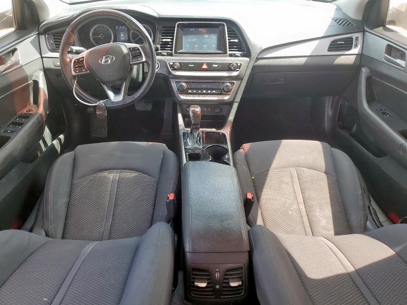 Photo 8 from auction – 2019 HYUNDAI SONATA LIM with VIN 5NPE34AF6KH774167