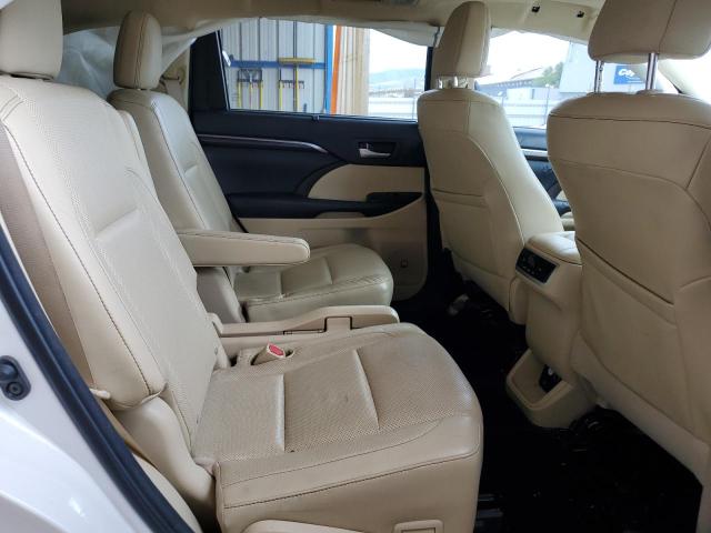 Photo 11 from auction – 2015 TOYOTA HIGHLANDER with VIN 5TDDKRFHXFS077378