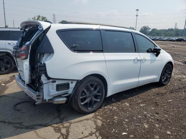 Photo 3 from auction – 2024 CHRYSLER PACIFICA L with VIN 2C4RC1GG6RR117267