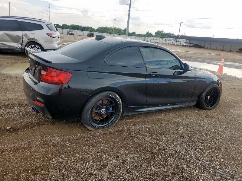 Photo 3 from auction – 2016 BMW M235I with VIN WBA1J7C56GV359851