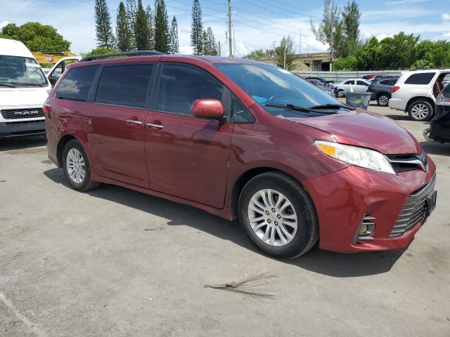 Photo 4 from auction – 2018 TOYOTA SIENNA XLE with VIN 5TDYZ3DC1JS919082