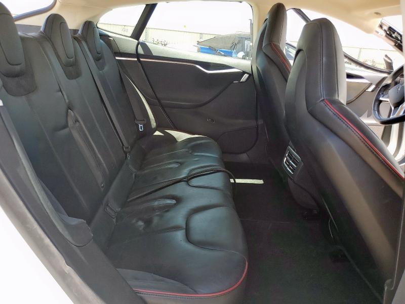 Photo 10 from auction – 2013 TESLA MODEL S with VIN 5YJSA1CP5DFP08787