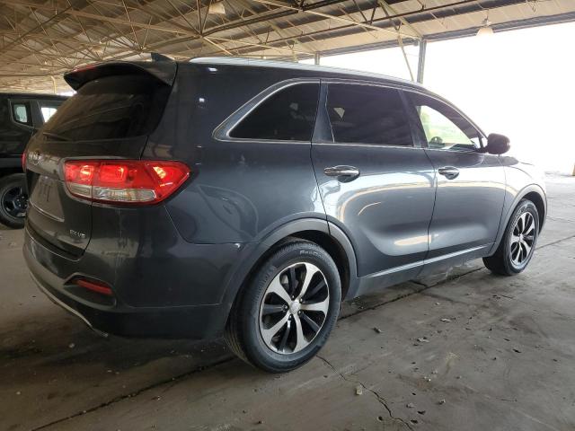 Photo 3 from auction – 2016 KIA SORENTO EX with VIN 5XYPH4A57GG174774