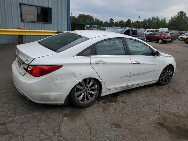 Photo 3 from auction – 2011 HYUNDAI SONATA SE with VIN 5NPEC4ABXBH184891