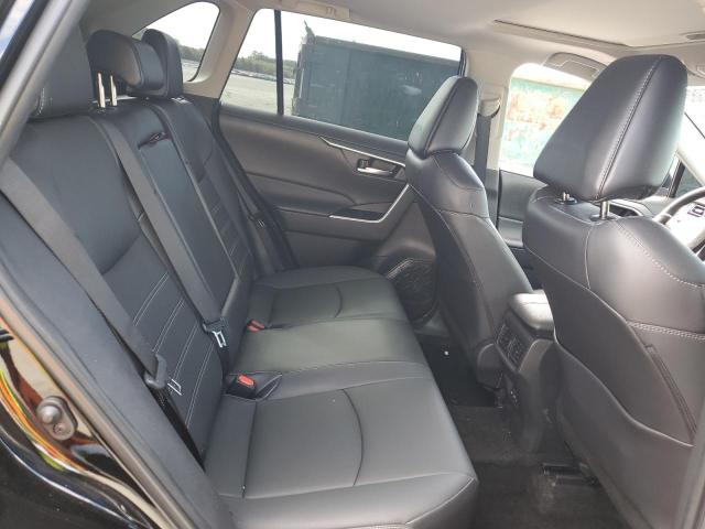Photo 10 from auction – 2023 TOYOTA RAV4 XLE PREMIUM with VIN 2T3C1RFV3PC231077