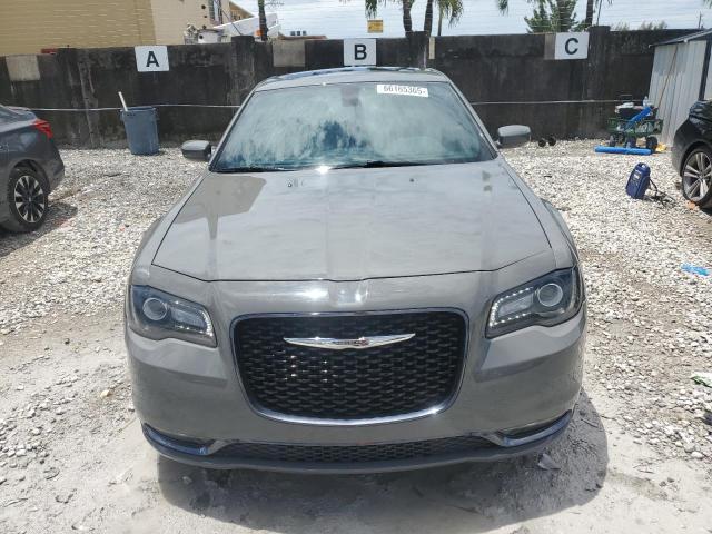 Photo 5 from auction – 2017 CHRYSLER 300 S with VIN 2C3CCAGGXHH558060