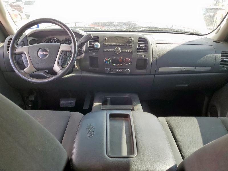 Photo 8 from auction – 2009 GMC SIERRA C15 with VIN 3GTEC23J59G135500
