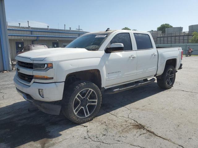 CHEVROLET SILVERADO 2018 with VIN 3GCUKREC2JG321358 - Photo from auction