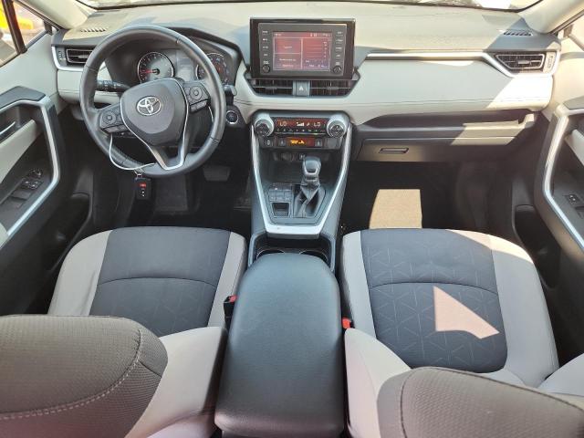 Photo 8 from auction – 2019 TOYOTA RAV4 XLE with VIN JTMP1RFV3KJ009369