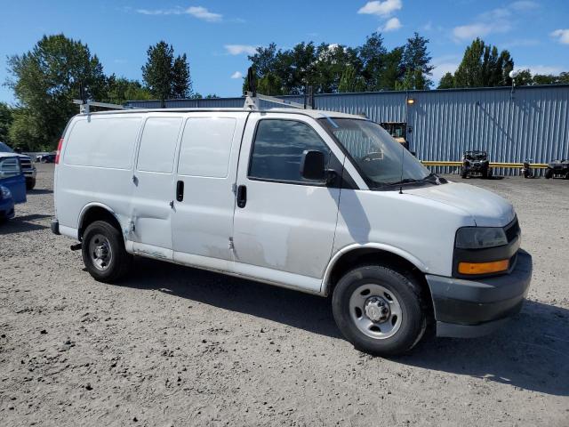 Photo 4 from auction – 2019 CHEV EXPRESS G2500 with VIN 1GCWGAFP4K1285752