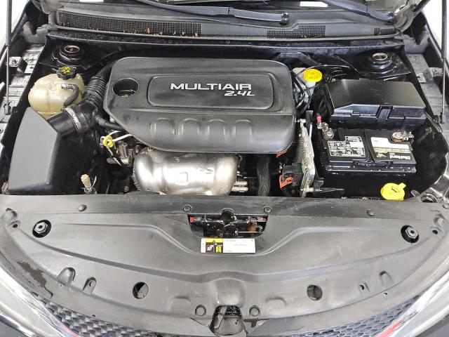 Photo 11 from auction – 2016 CHRYSLER 200 LIMITE with VIN 1C3CCCAB7GN185011