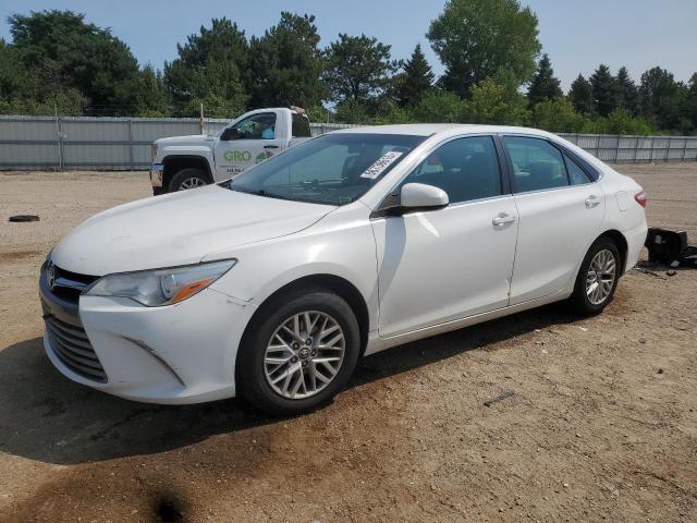 Photo 1 from auction – 2017 TOYOTA CAMRY LE with VIN 4T1BF1FK0HU725040
