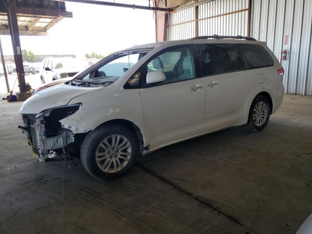 TOYOTA SIENNA XLE 2013 with VIN 5TDYK3DC8DS335433 - Photo from auction