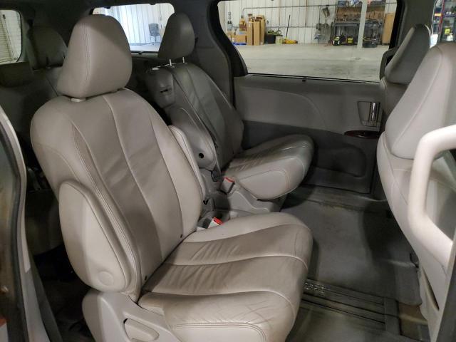 Photo 11 from auction – 2012 TOYOTA SIENNA XLE with VIN 5TDYK3DC2CS262722