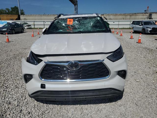 Photo 5 from auction – 2024 TOYOTA HIGHLANDER with VIN 5TDKDRBH1RS548359