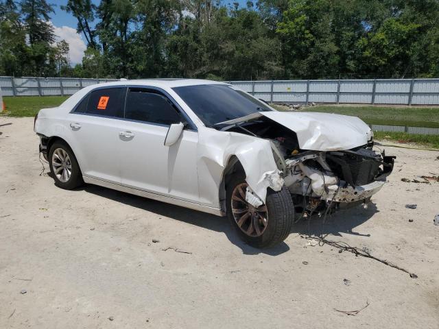 Photo 4 from auction – 2016 CHRYSLER 300 with VIN 2C3CCAAG9GH261272