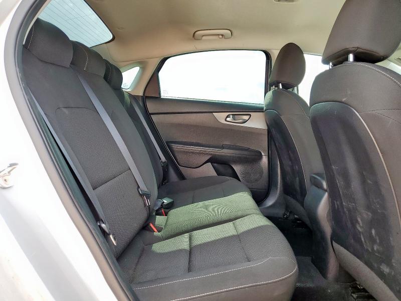 Photo 10 from auction – 2020 KIA FORTE FE with VIN 3KPF24AD5LE241819