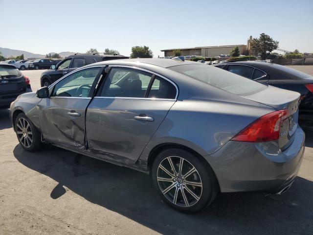 Photo 2 from auction – 2017 VOLVO S60 PLATIN with VIN LYV402HM1HB149939