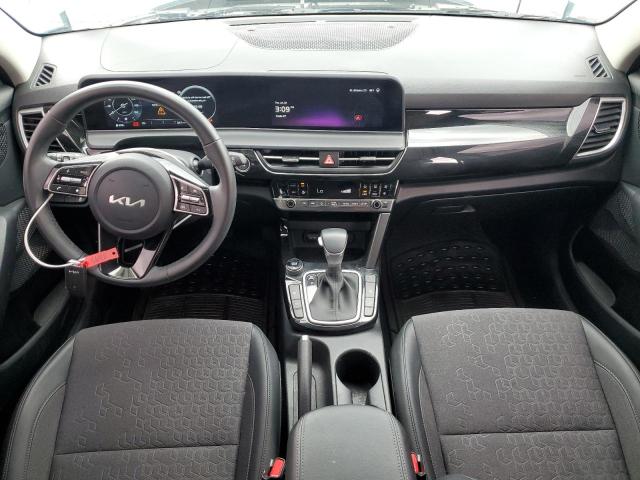 Zdjęcie 8 z aukcji – 2024 KIA SELTOS S z VIN KNDEUCAA0R7637610