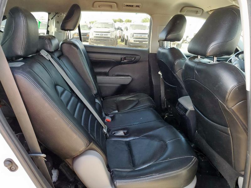 Photo 11 from auction – 2020 TOYOTA HIGHLANDER L with VIN 5TDZZRAH9LS002014