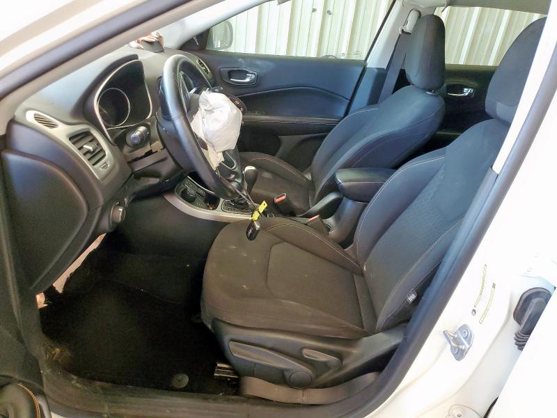 Zdjęcie 7 z aukcji – 2020 JEEP COMPASS SP z VIN 3C4NJDAB6LT105109