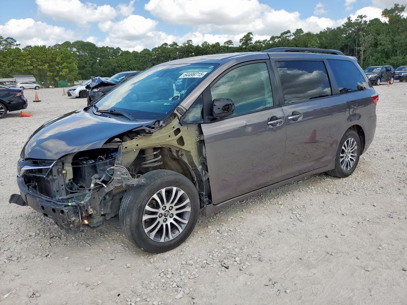TOYOTA SIENNA XLE 2018 with VIN 5TDYZ3DC2JS903022 - Photo from auction