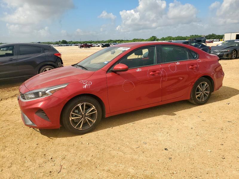 KIA FORTE FE 2022 with VIN 3KPF24AD7NE464608 - Photo from auction