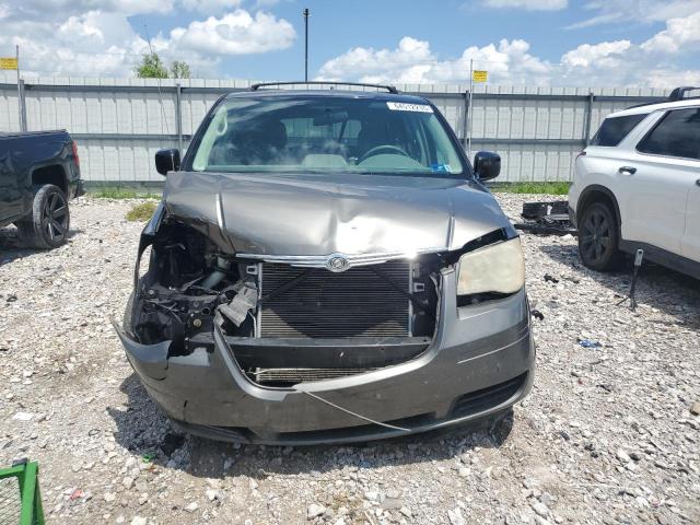 Photo 5 from auction – 2010 CHRYSLER TOWN & COU with VIN 2A4RR5D10AR494441