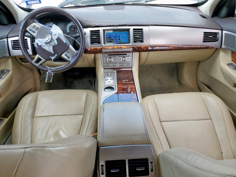 Photo 8 from auction – 2011 JAGUAR XF PREMIUM with VIN SAJWA0GB9BLS19508