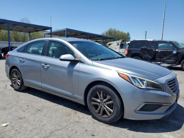 Photo 4 from auction – 2016 HYUNDAI SONATA SE with VIN 5NPE24AF7GH362818