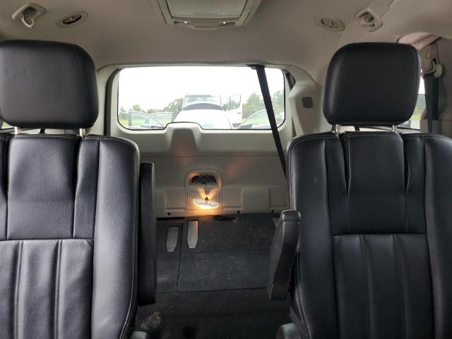 Photo 10 from auction – 2013 CHRYSLER TOWN & COU with VIN 2C4RC1BGXDR754923