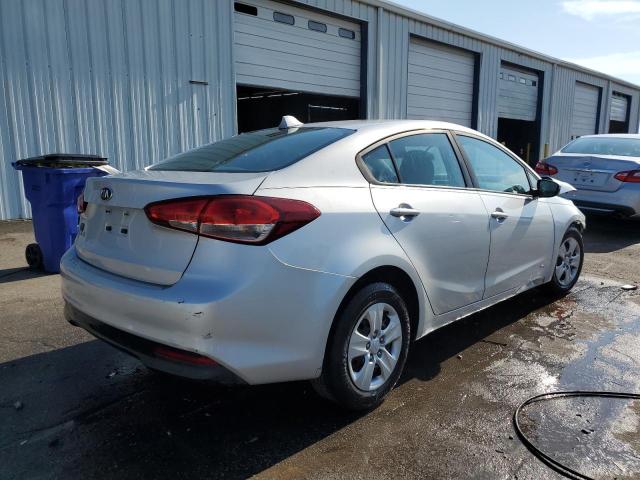 Photo 3 from auction – 2017 KIA FORTE LX with VIN 3KPFK4A70HE079017