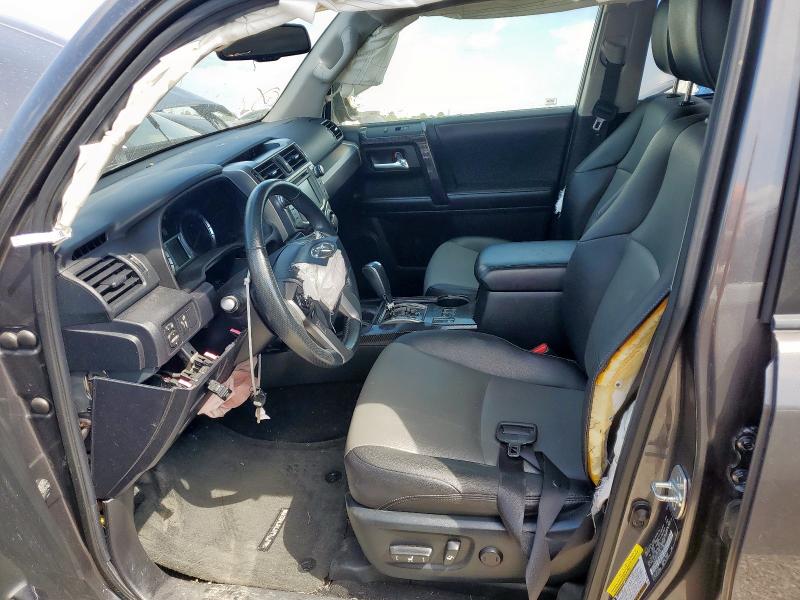 Photo 7 from auction – 2018 TOYOTA 4RUNNER SR5 with VIN JTEZU5JR0J5180909