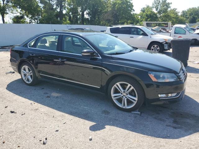 Photo 4 from auction – 2014 VOLKSWAGEN PASSAT SEL with VIN 1VWCN7A37EC059971