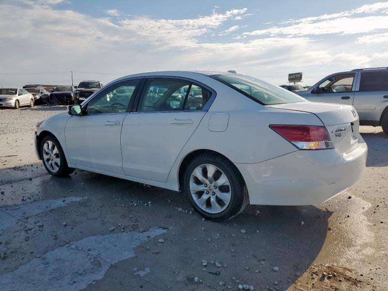 Photo 2 from auction – 2010 HONDA ACCORD EXL with VIN 1HGCP2F85AA011199