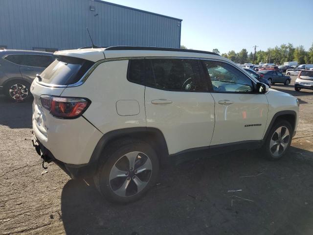 Photo 3 from auction – 2017 JEEP COMPASS LA with VIN 3C4NJDBB5HT656184