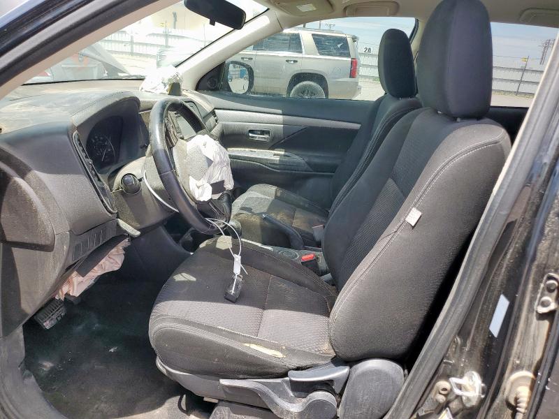 Photo 7 from auction – 2016 MITSUBISHI OUTLANDER with VIN JA4AD3A31GZ000480
