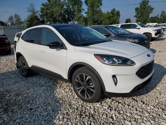 Photo 4 from auction – 2022 FORD ESCAPE SEL with VIN 1FMCU9H94NUC04627